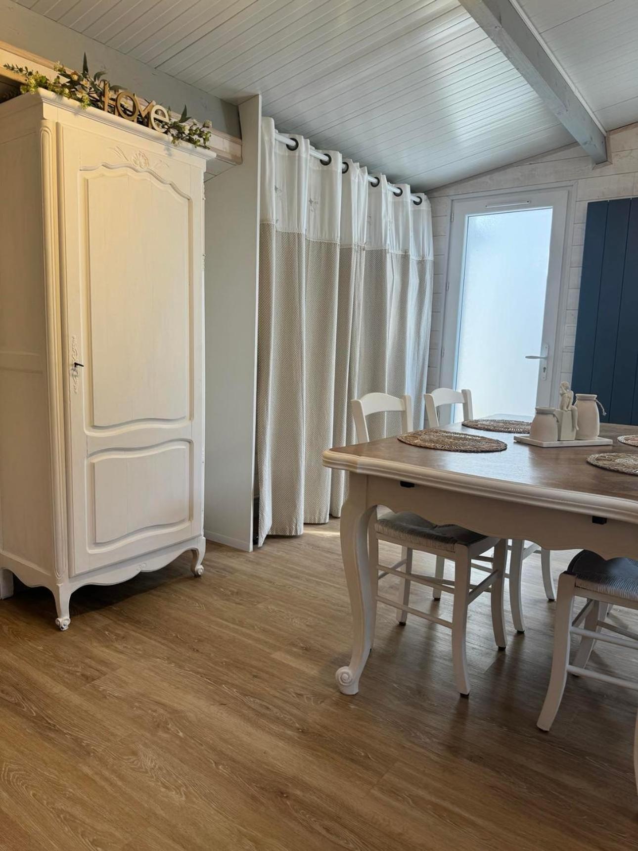 Вилла Face Aux Isles Saint-Marcouf Экстерьер фото
